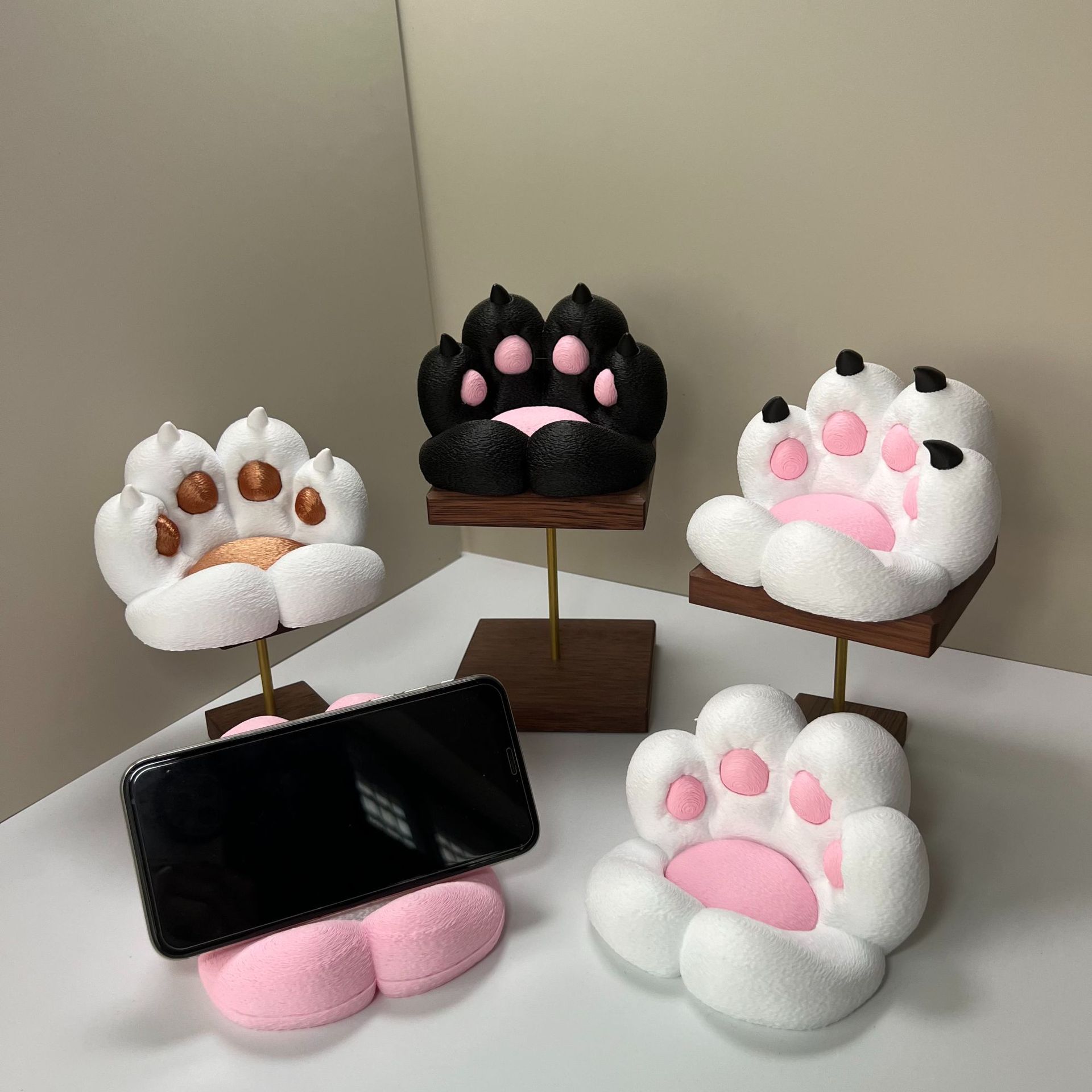 Desk Setup Cute - Ornamen meja berbentuk cakar kucing yang